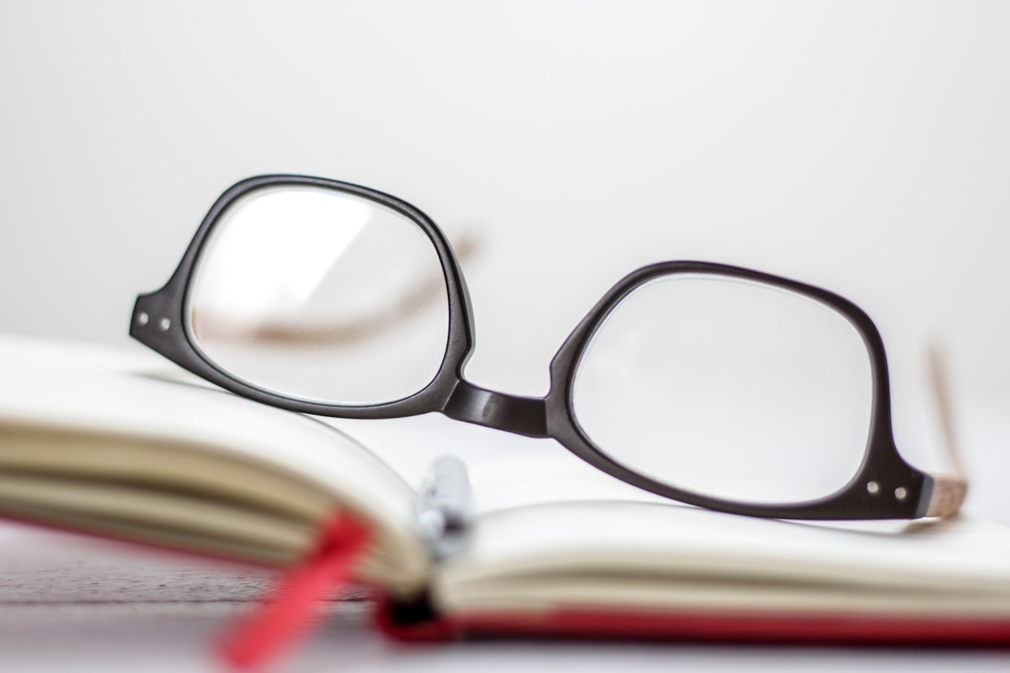 Top Ten Must Read Novels This Season