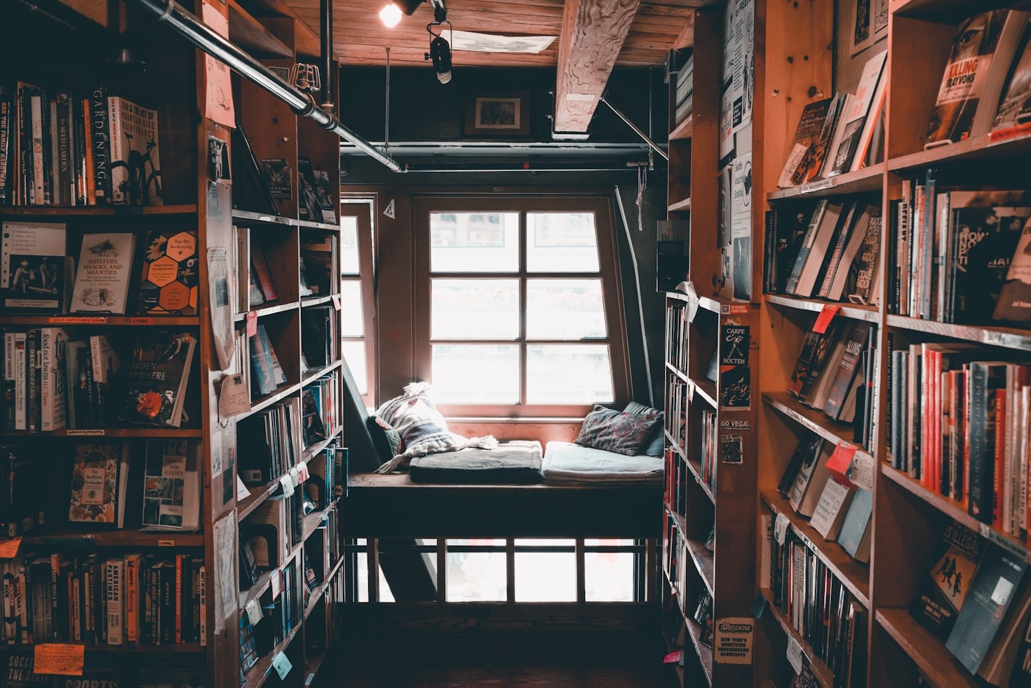 Why Local Reading Circles Build Strong Connections